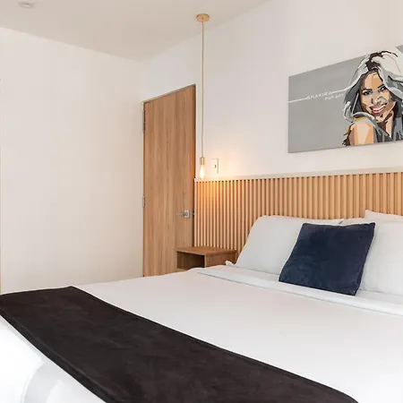 Apartment En Bocagrande - Piscina, Jacuzzi Y Mar Cartagena