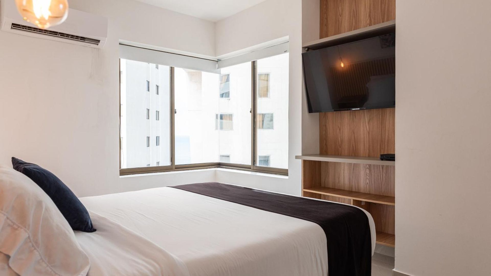 Apartamento En Bocagrande - Piscina, Jacuzzi Y Mar