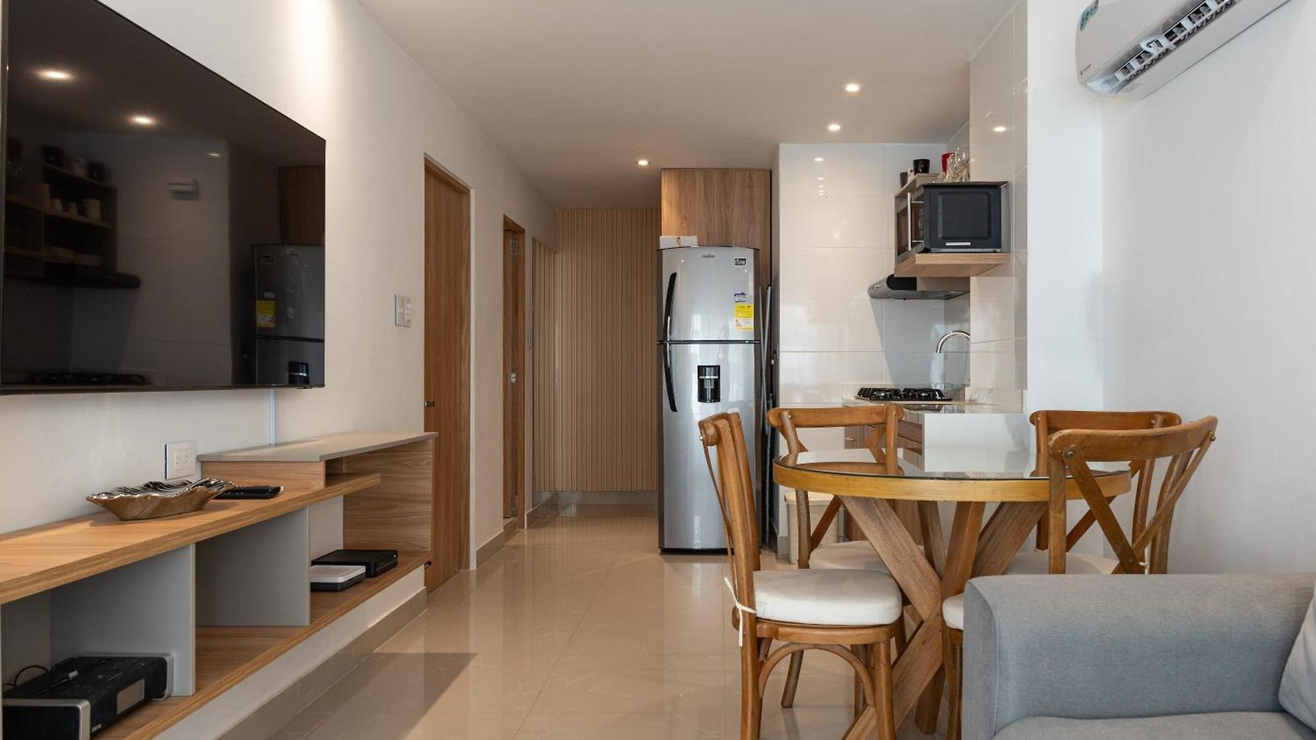 Apartamento En Bocagrande - Piscina, Jacuzzi Y Mar