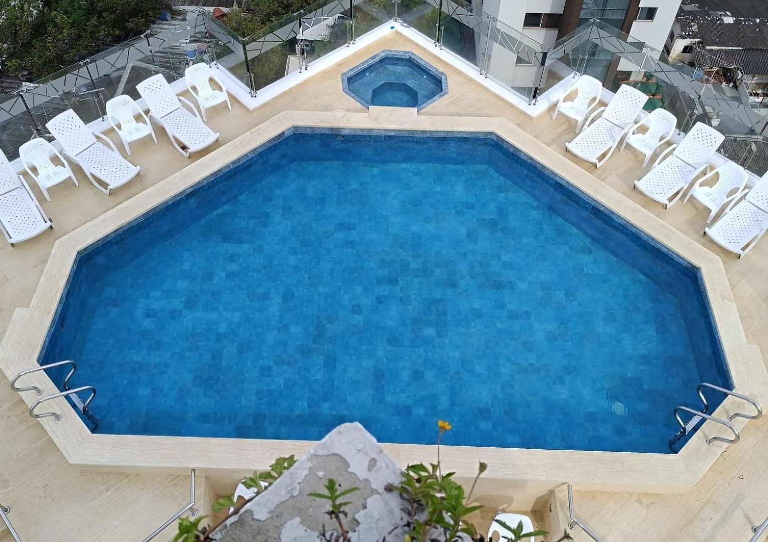 En Bocagrande - Piscina, Jacuzzi Y Mar Apartamento
