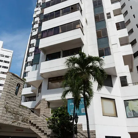 Apartamento En Bocagrande - Piscina, Jacuzzi Y Mar *
