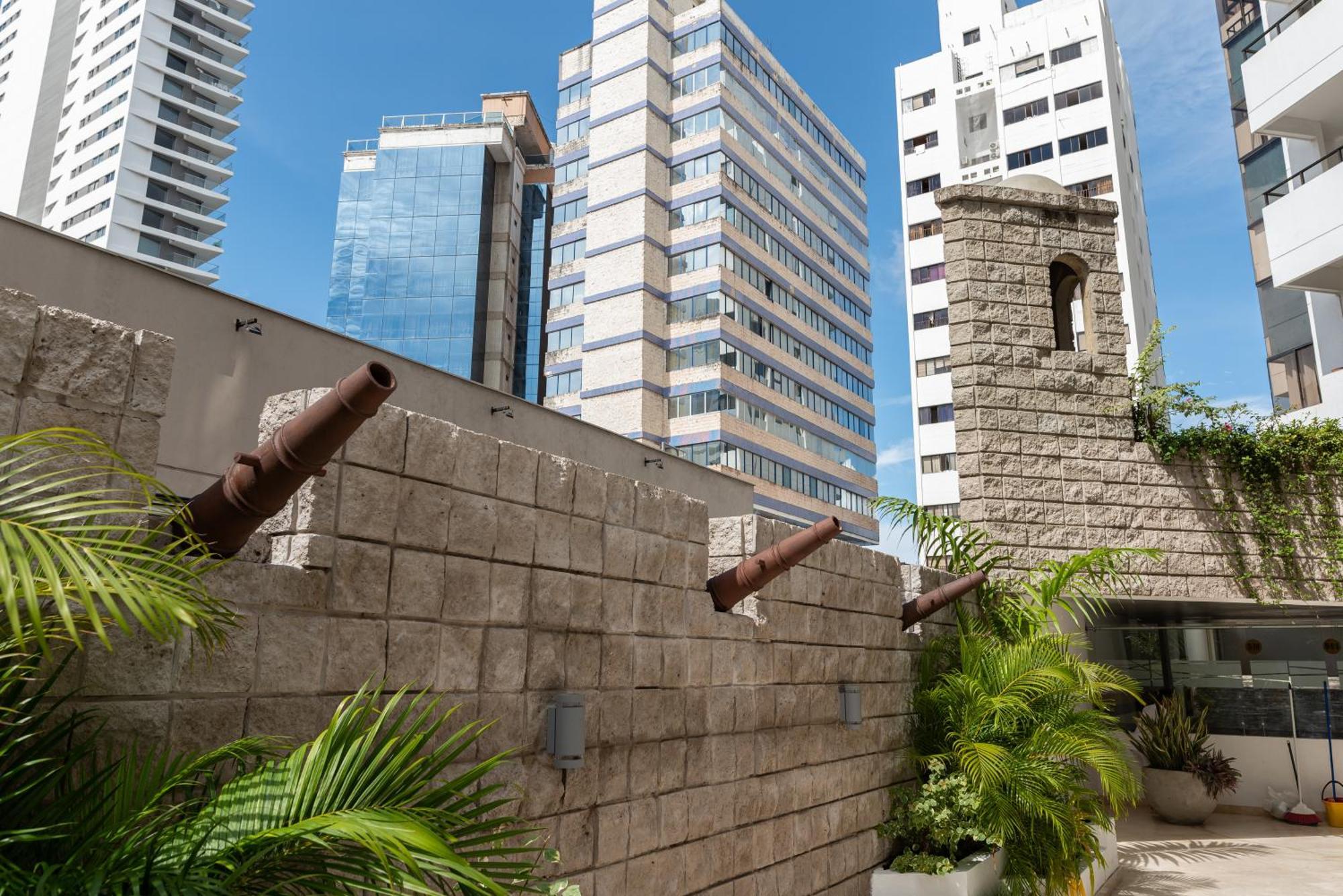 Apartment En Bocagrande - Piscina, Jacuzzi Y Mar *