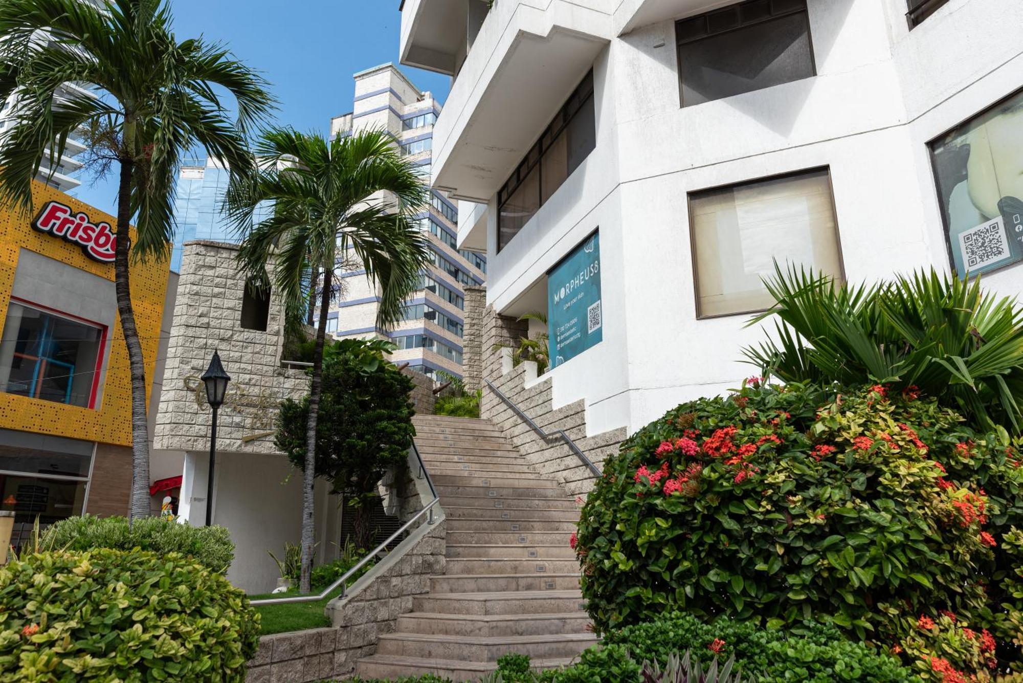 Apartment En Bocagrande - Piscina, Jacuzzi Y Mar Cartagena