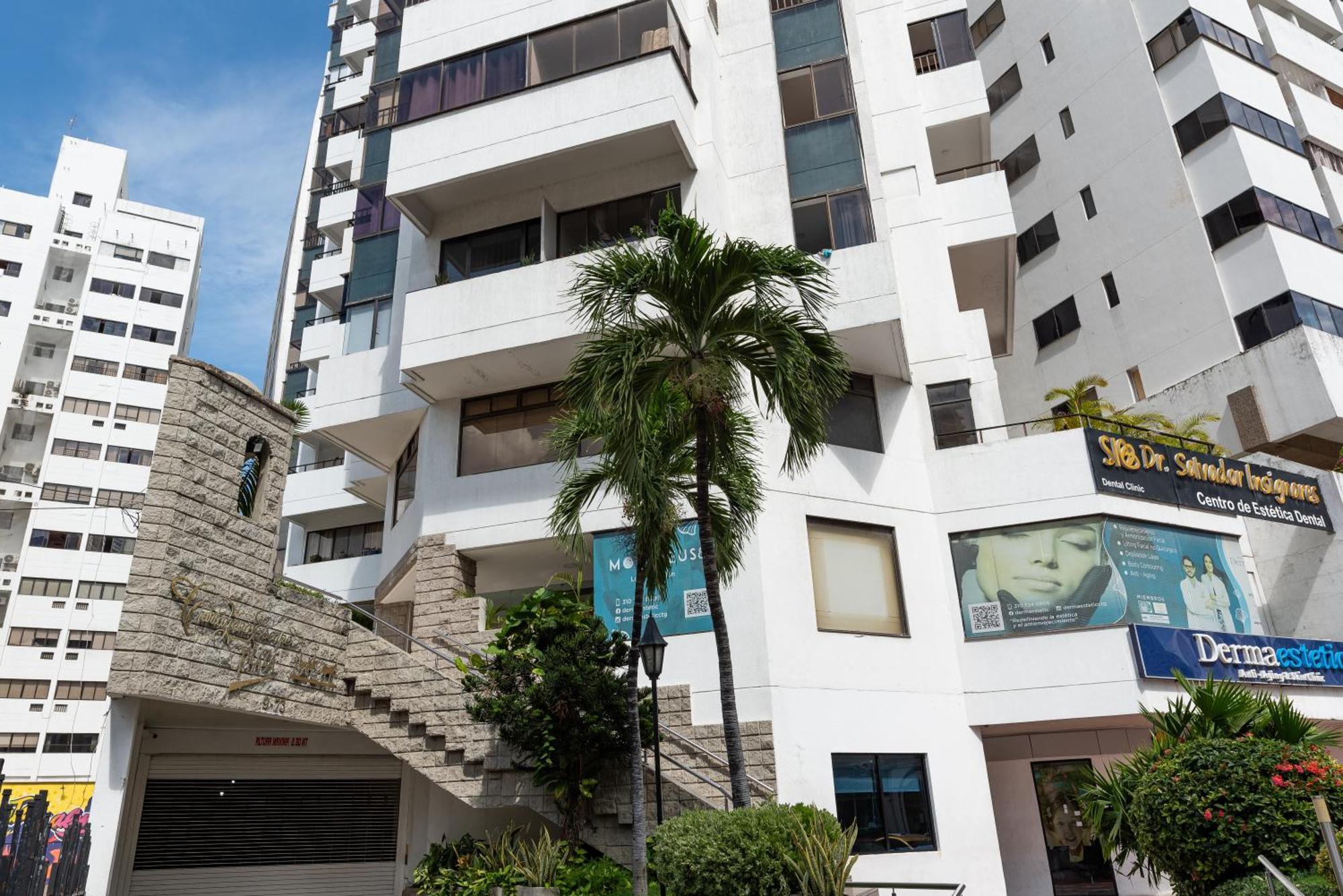 En Bocagrande - Piscina, Jacuzzi Y Mar Apartment Cartagena