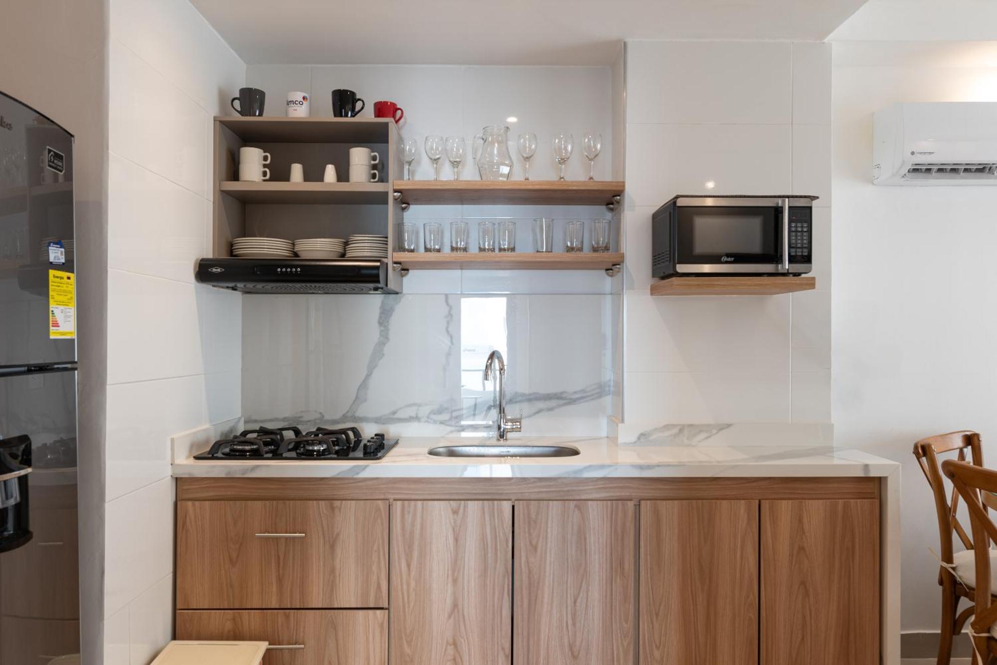 En Bocagrande - Piscina, Jacuzzi Y Mar Cartagena